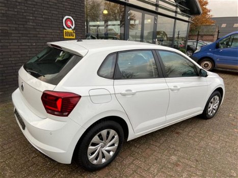 Volkswagen Polo - 1.0 MPI TRENDLINE - 1