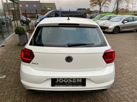 Volkswagen Polo - 1.0 MPI TRENDLINE - 1