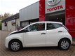 Toyota Aygo - 1.0 VVT-i x-now / Airconditioning / Led Dagrijverlichting / Radio met USB / Electrisch - 1 - Thumbnail