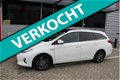 Toyota Auris Touring Sports - 1.8 Hybrid Lease l Pandodak l Camera l Navigatie - 1 - Thumbnail