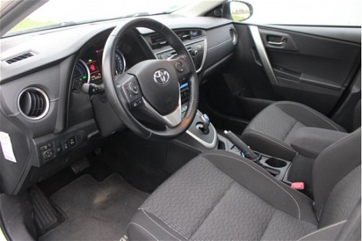 Toyota Auris Touring Sports - 1.8 Hybrid Lease l Pandodak l Camera l Navigatie - 1