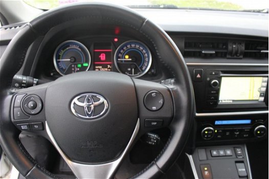 Toyota Auris Touring Sports - 1.8 Hybrid Lease l Pandodak l Camera l Navigatie - 1