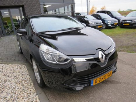Renault Clio - 1.5 dCi Expression Automaat Navi Airco Bluetooth Cruise - 1