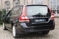 Volvo V70 - 2.0 D3 Momentum 140 PK Automaat, Leder, Memory, Navi, Xenon, Full Option - 1 - Thumbnail