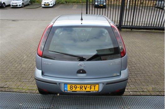 Opel Corsa - 1.2-16V Essentia - 1