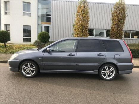 Mitsubishi Lancer Station Wagon - 2.0 Intense - 1