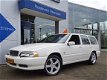 Volvo V70 - 2.5T 250PK AWD AUTOMAAT COMFORT | YOUNGTIMER | CLIMA | CRUISE | ELEK.STOEL | DAKRAILS | - 1 - Thumbnail