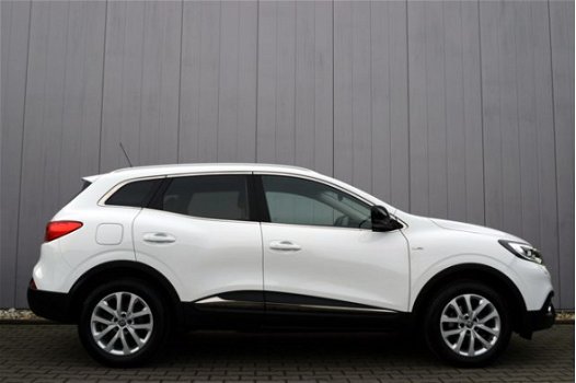 Renault Kadjar - 1.5 DCi Bose LED Koplampen, Bose Audio, Half Leder, Trekhaak, Sportstoelen - 1