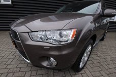 Mitsubishi Outlander - 2.0 Edition Two Trekhaak, Leer, Opendak