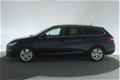 Peugeot 308 - (J) SW 1.6 BlueHDI Bleu Lease Executive [ Navi Trekhaak ] - 1 - Thumbnail