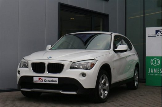 BMW X1 - 1.8i sDrive Executive / Navigatie - 1