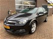 Opel Astra GTC - 1.6 Temptation NAVIGATIE , TREKHAAK, BIJZONDER MOOI - 1 - Thumbnail