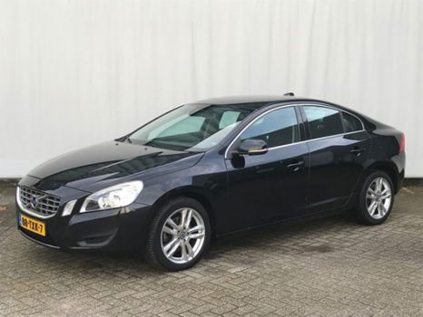 Volvo S60 - 1.6 T4 180 PK Momentum - 1