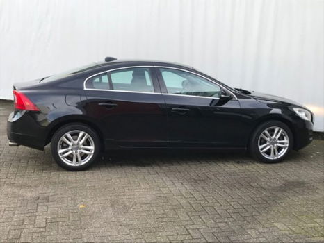 Volvo S60 - 1.6 T4 180 PK Momentum - 1