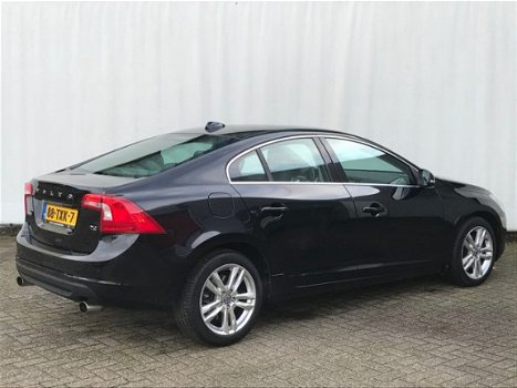 Volvo S60 - 1.6 T4 180 PK Momentum - 1