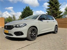 Volkswagen Golf - 1.0 TSI Highline Fiat tipo 2018