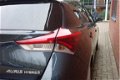 Toyota Auris - 1.8 Hybrid Lease - 1 - Thumbnail