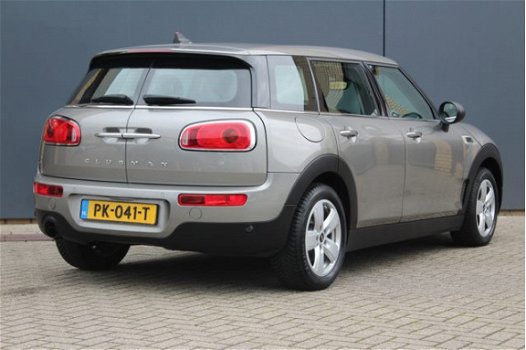 Mini Mini Clubman - 1.5 One Business | Navigatie | Parkeersensoren | Cruise control | Lm-wielen | - 1