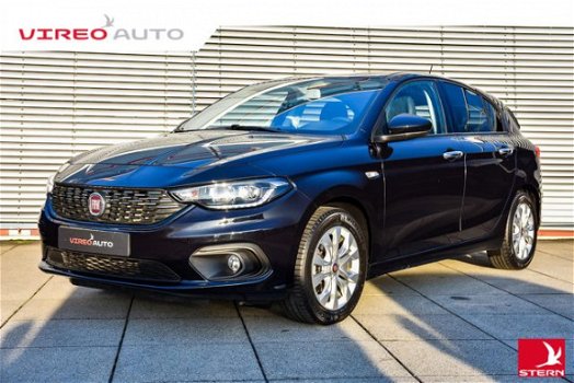 Fiat Tipo. - Hatchback 1.4 T-Jet 16V 120pk Business Lusso - 1