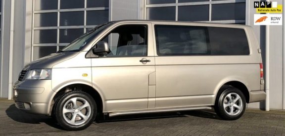 Volkswagen Transporter - 1.9 TDI 300 dubbele cabine, AIRCO. Z.G.O.H. Trekhaak - 1