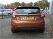 Ford Fiesta - 1.6 105PK Automaat 5drs Titanium - 1 - Thumbnail