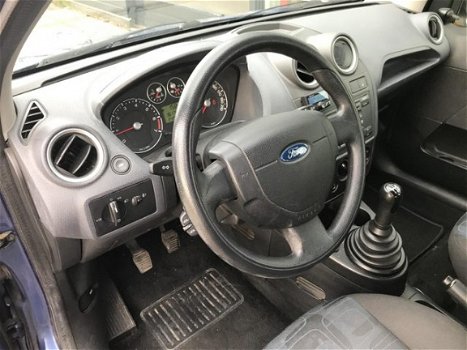 Ford Fiesta - 1.3 70PK 5-Deurs Champion Airco Elektrisch pakket - 1