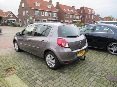 Renault Clio - 1.2 Collection Airco, Cruise control, Trekhaak, Stuurbekrachtiging, - 1