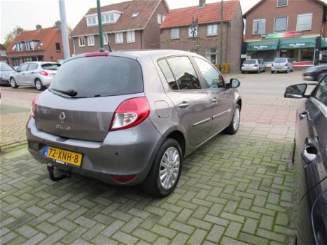 Renault Clio - 1.2 Collection Airco, Cruise control, Trekhaak, Stuurbekrachtiging, - 1