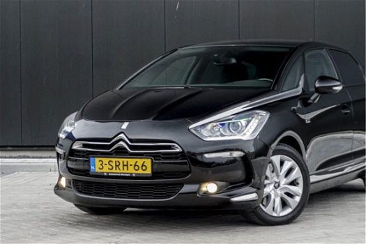 Citroën DS5 - 2.0 Hybrid4 Business +NAVI+CAMERA+CRUISE+17INCH - 1