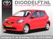 Toyota Aygo - 1.0-12V + | Airco | Elektrische ramen | Dakspoiler | Lichtmetalen velgen - 1 - Thumbnail