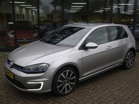 Volkswagen Golf - 1.4 TSI GTE *Navi*ECC*EX.BTW - 1