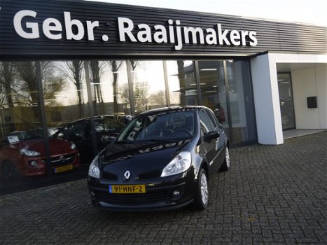 Renault Clio - 1.2 TCE Special Rip Curl - 1