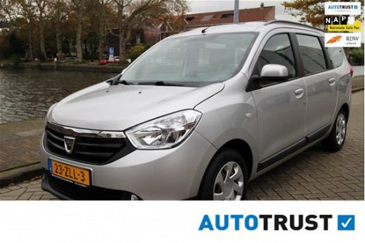 Dacia Lodgy - 1.2 TCe Lauréate 7p. 7 PERSOON _NETTE AUTO - 1