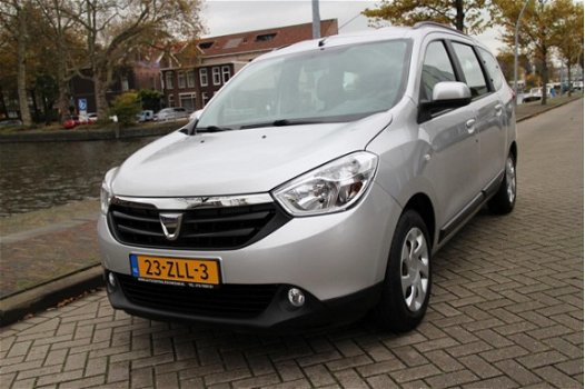 Dacia Lodgy - 1.2 TCe Lauréate 7p. 7 PERSOON _NETTE AUTO - 1