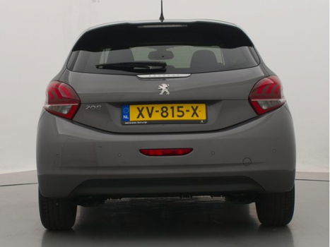 Peugeot 208 - 1.2 82pk Signature | Navigatie | Parkeersensoren | Airco | - 1