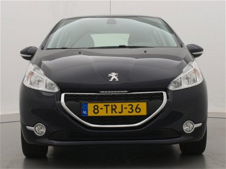 Peugeot 208 - 1.2 82pk Envy | Navigatie | Climate Control | Parkeersensoren | 16