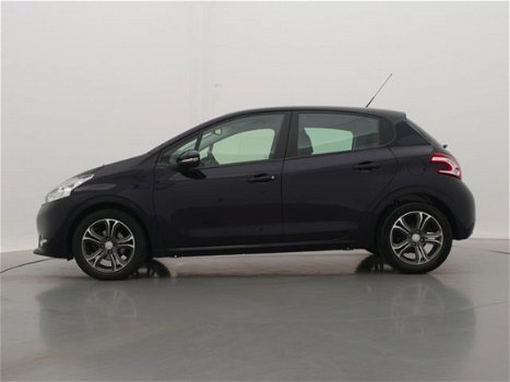 Peugeot 208 - 1.2 82pk Envy | Navigatie | Climate Control | Parkeersensoren | 16