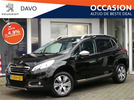 Peugeot 2008 - 1.2 PureTech 82pk Allure met Navigatie en Trekhaak - 1