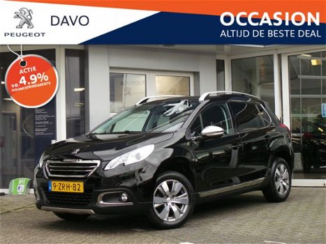 Peugeot 2008 - 1.2 PureTech 82pk Allure met Navigatie en Trekhaak - 1