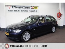 BMW 3-serie Touring - 318i High Executive Navigatie / Climatecontrol