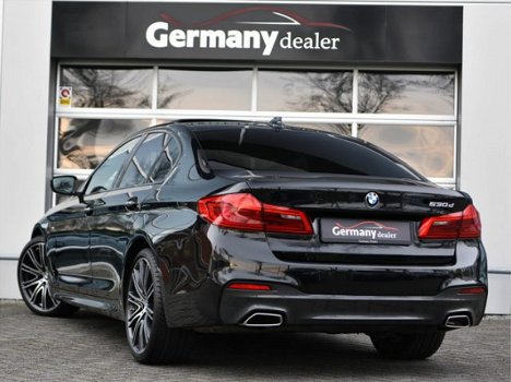 BMW 5-serie - 530d 265pk M-Sport El-Dak Comf-Zetels-Vent HiFi NavProf Alarm3 - 1