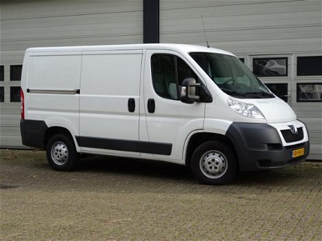 Peugeot Boxer - 2.2 HDI 150pk L1 Kort - Airco - Trekhk 2.500 kg - 1