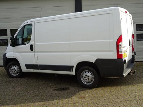 Peugeot Boxer - 2.2 HDI 150pk L1 Kort - Airco - Trekhk 2.500 kg - 1