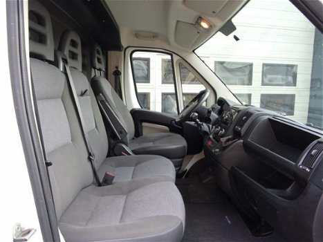 Peugeot Boxer - 2.2 HDI 150pk L1 Kort - Airco - Trekhk 2.500 kg - 1