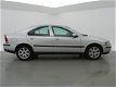 Volvo S60 - 2.4 140 PK + LEDER / STOELVERWARMING / APP RADIO - 1 - Thumbnail