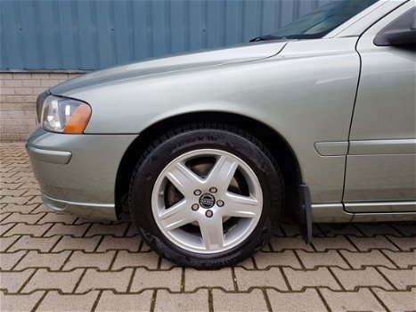 Volvo S60 - 2.5T Momentum VERKOCHT !! - 1