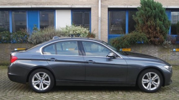 BMW 3-serie - 320i EfficientDynamics - 1