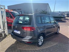 Volkswagen Touran - 1.6 TDI SCR Connected Series