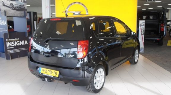 Mitsubishi Colt - 1.3 16v 95pk 5D Edition Two Rijklaar - 1