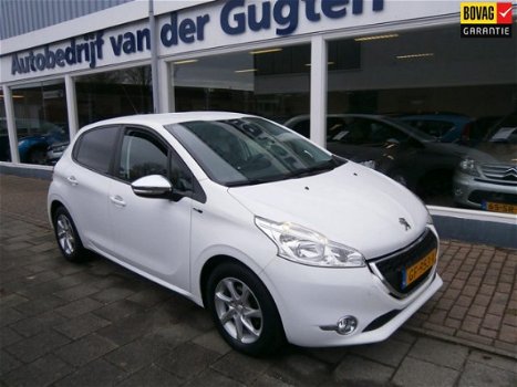 Peugeot 208 - 1.2 PureTech Style Pack - 1